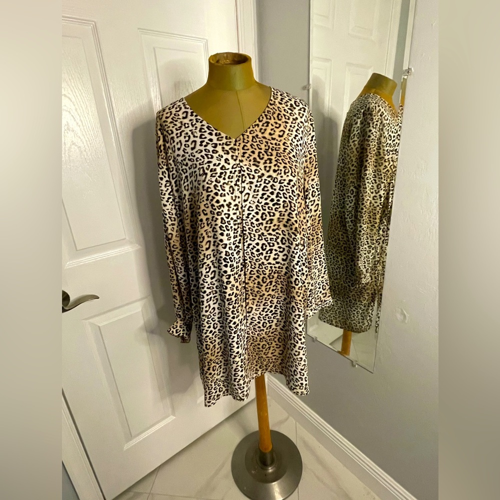 Chico’s (3) Leopard Print / Crêpe Fabric / Multi layer / Long / long sleeve